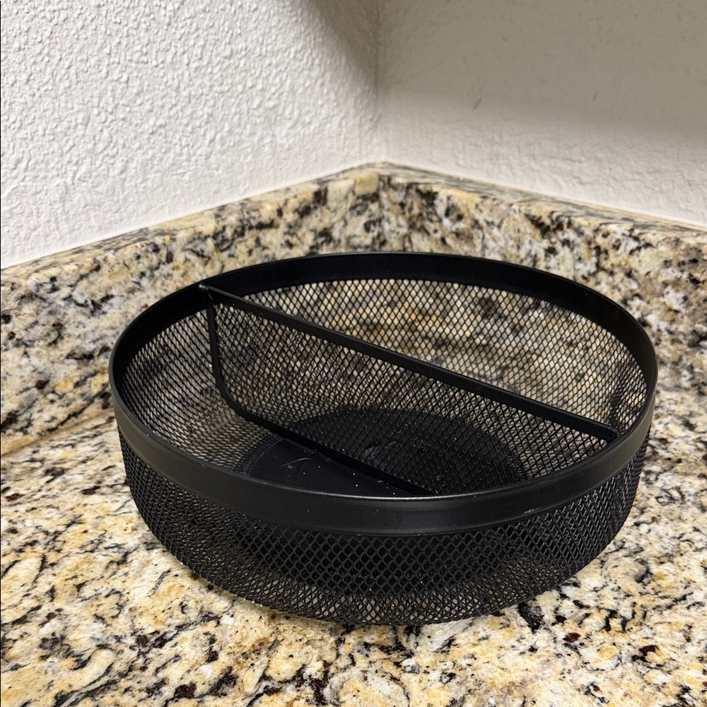 Black Mesh Kitchen Organizer